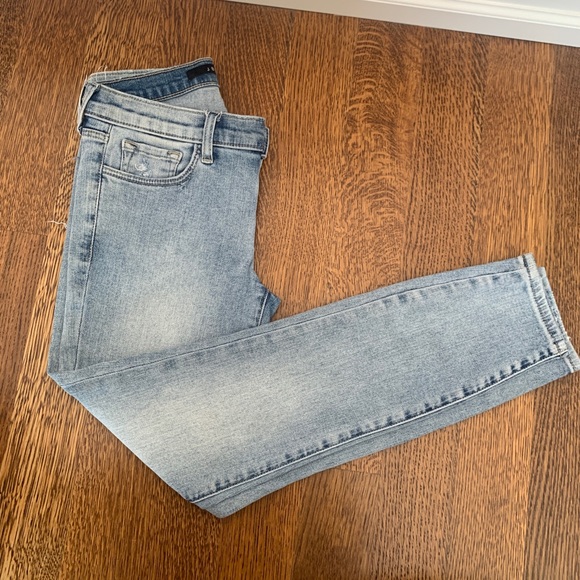 J Brand Jeans - Picture 2 of 4